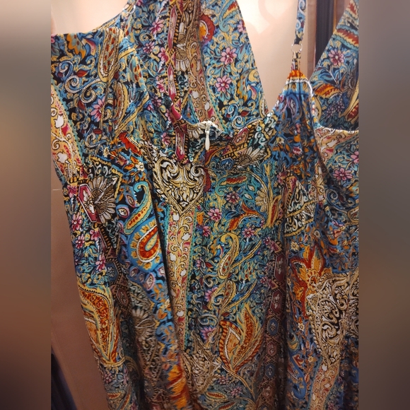 Cupshe Multicolor Paisley V‑Neck Maxi Dress - Picture 7 of 11